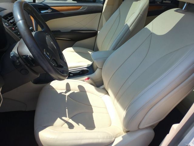 2015 Lincoln MKC Base