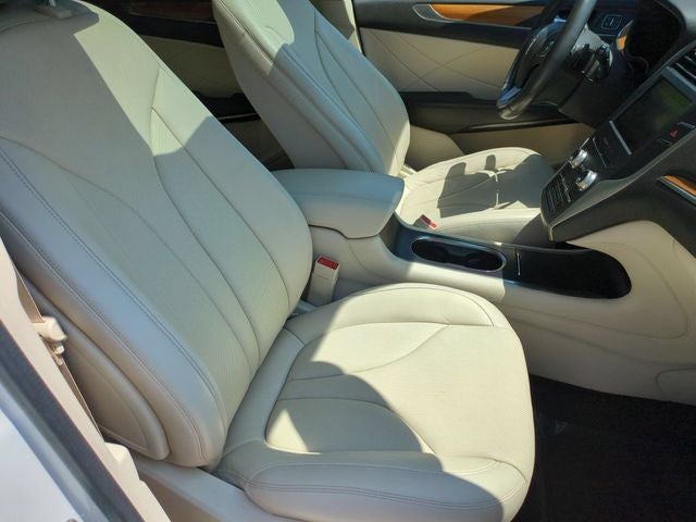 2015 Lincoln MKC Base