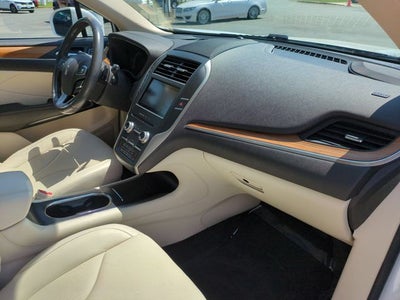 2015 Lincoln MKC Base