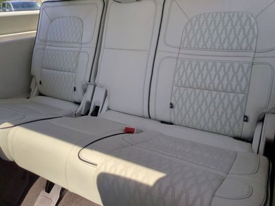 2022 Lincoln Navigator Black Label