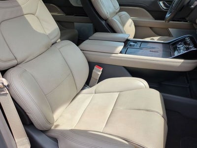 2023 Lincoln Navigator L Reserve