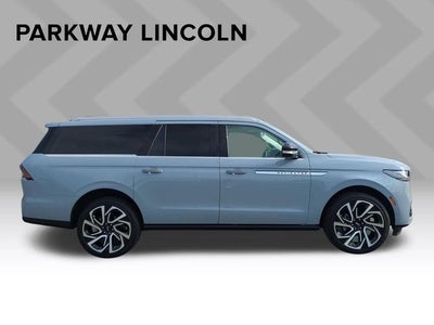 2026 Lincoln Navigator L Reserve