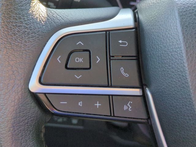 2023 Toyota Sienna XLE 8 Passenger