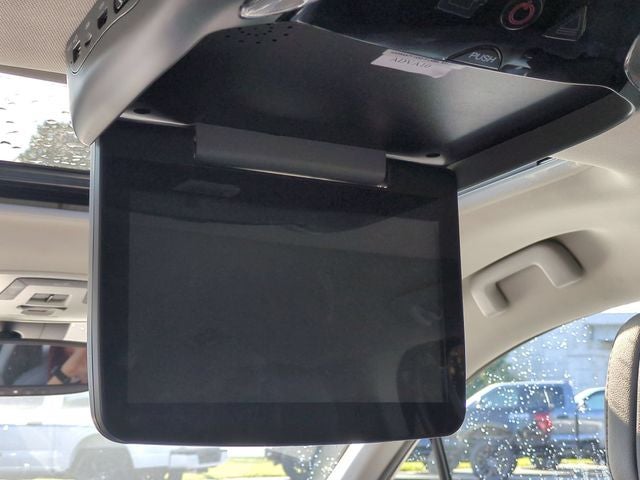 2023 Toyota Sienna XLE 8 Passenger