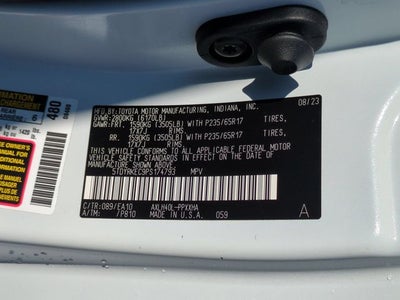 2023 Toyota Sienna XLE 8 Passenger