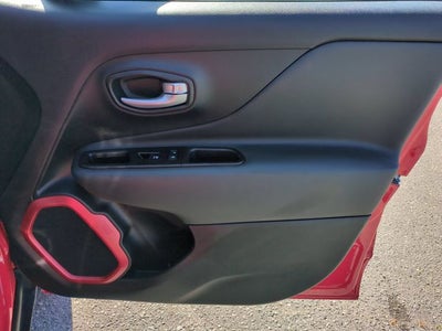 2023 Jeep Renegade Trailhawk