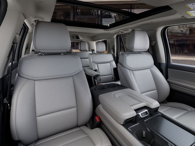 2027 Ford Expedition Active Active 4x4