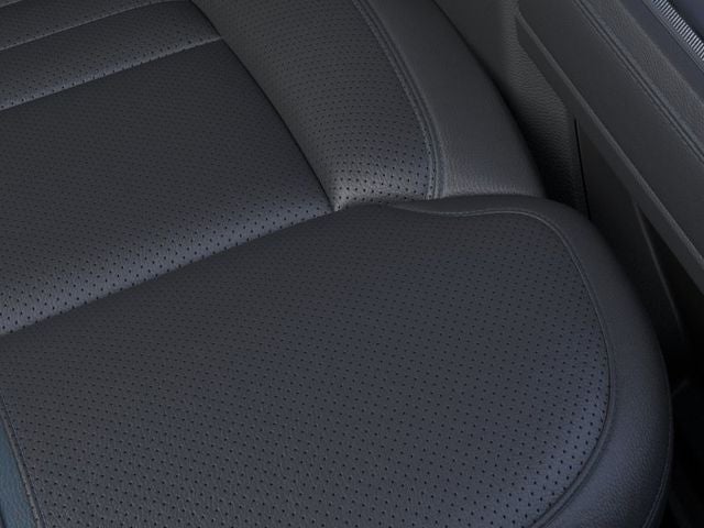 2026 Ford F-250SD Platinum LARIAT 4WD Crew Cab 6.75' Box