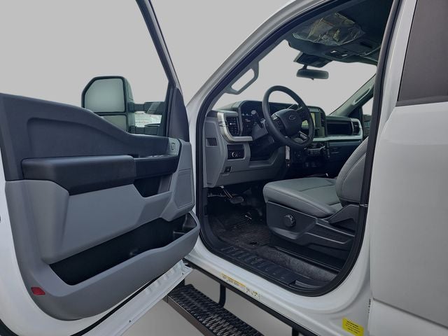 2026 Ford F-450SD DRW