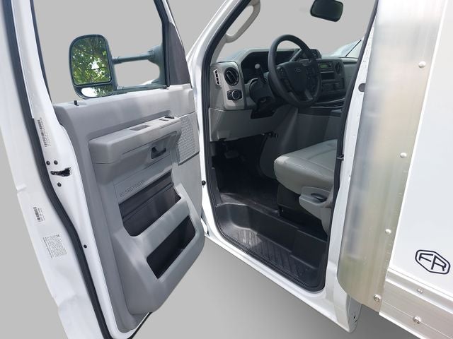 2027 Ford E-350SD Base Cutaway