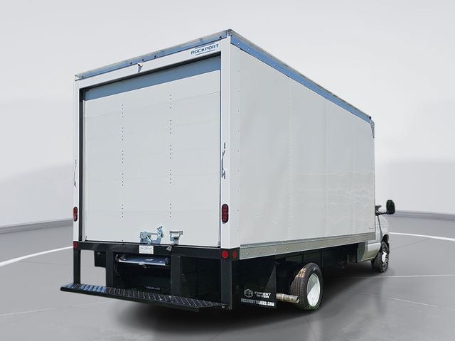 2027 Ford E-350SD Base Cutaway