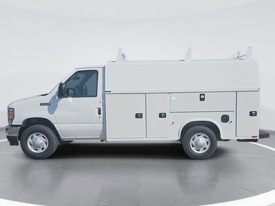 2026 Ford E-350SD Base Cutaway