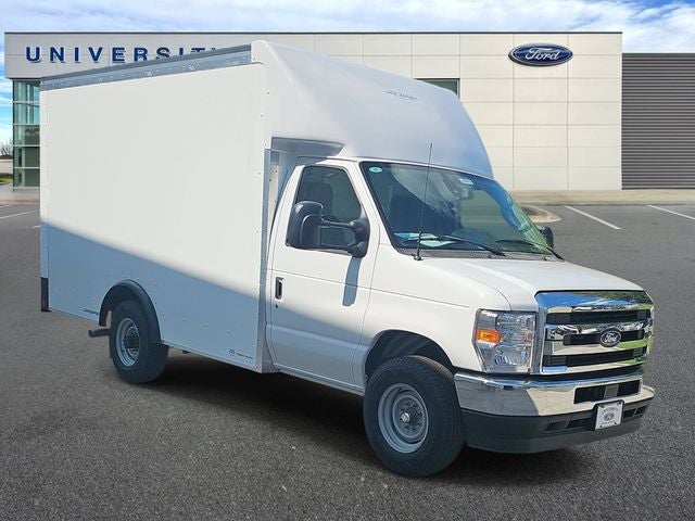 2027 Ford E-350SD Base Cutaway