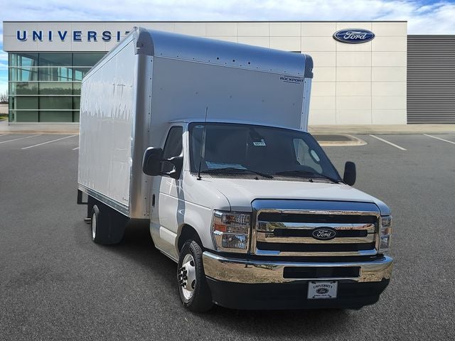 2026 Ford E-350SD Base Cutaway