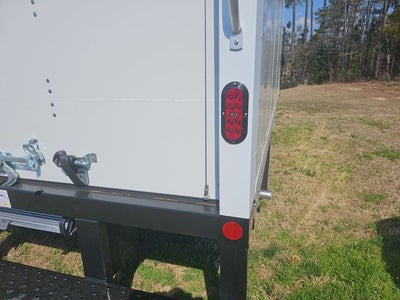 2026 Ford E-350SD Base Cutaway