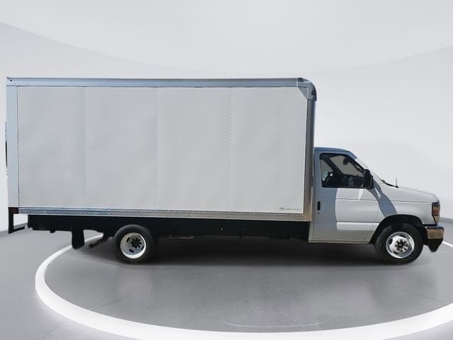 2026 Ford E-350SD Base Cutaway