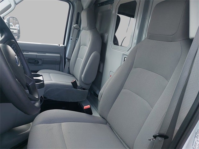 2026 Ford E-350SD Base Cutaway