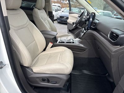 2023 Ford Explorer Platinum