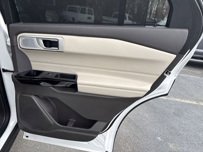 2023 Ford Explorer Platinum