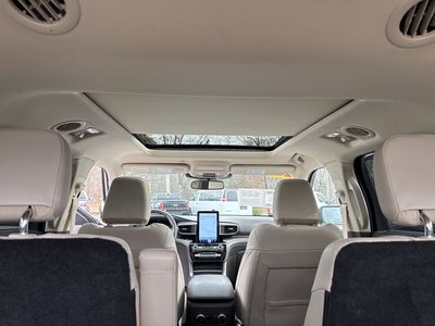 2023 Ford Explorer Platinum