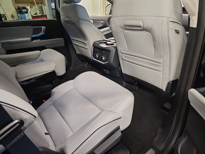 2025 Ford Expedition Platinum Ultimate Package