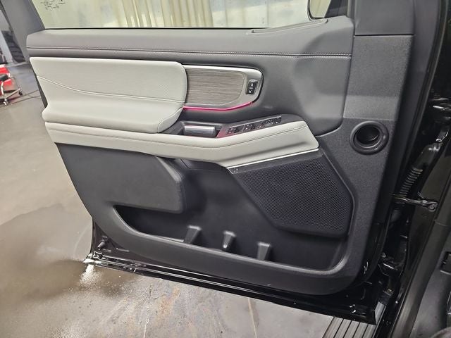 2025 Ford Expedition Platinum Ultimate Package