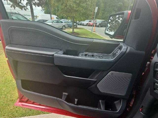 2024 Ford F-150 Lightning Lariat