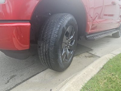 2024 Ford F-150 Lightning Lariat