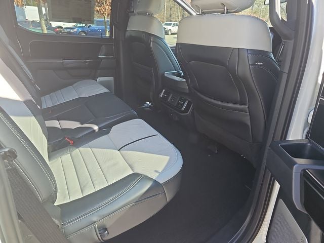 2025 Ford F-150 Lightning Platinum