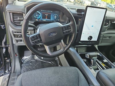 2024 Ford F-150 Lightning Flash