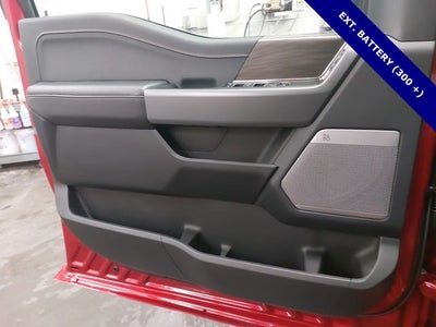 2025 Ford F-150 Lightning Lariat