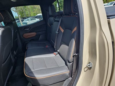 2023 GMC Canyon AT4