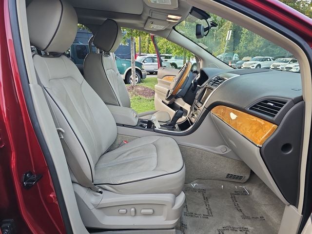 2015 Lincoln MKX Base