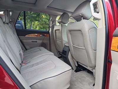 2015 Lincoln MKX Base