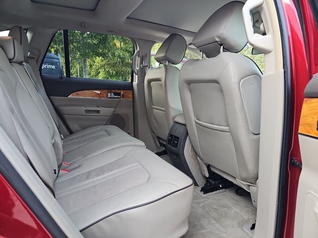 2015 Lincoln MKX Base
