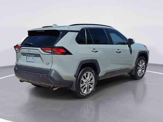 2022 Toyota RAV4 XLE Premium