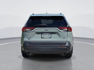 2022 Toyota RAV4 XLE Premium