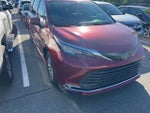 2021 Toyota Sienna XLE 8 Passenger