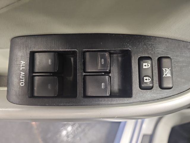 2015 Toyota Prius Three