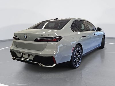 2025 BMW 7 Series 740i