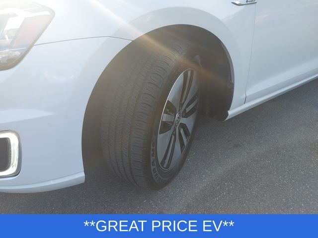 2015 Volkswagen e-Golf SEL Premium