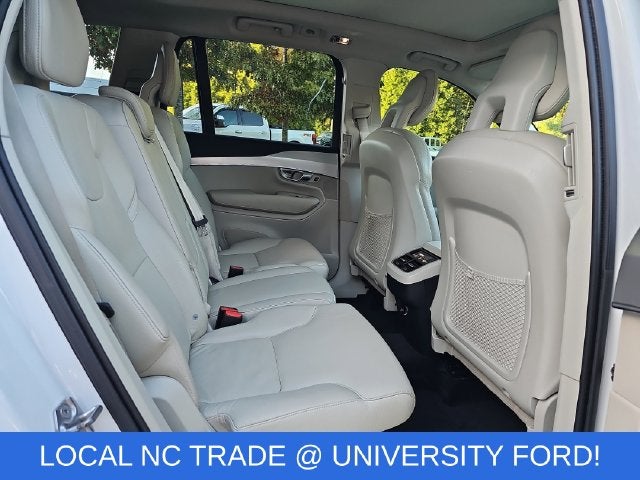 2017 Volvo XC90 T6 Momentum