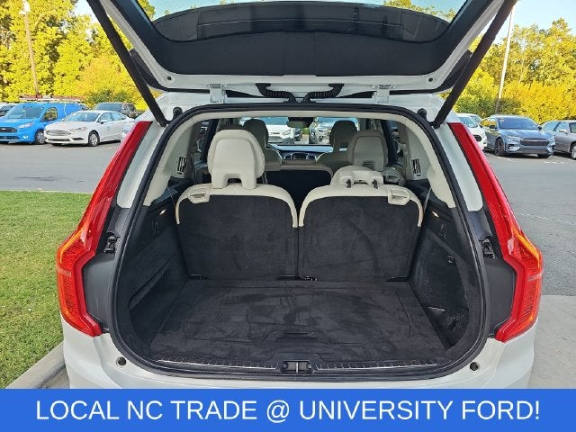 2017 Volvo XC90 T6 Momentum
