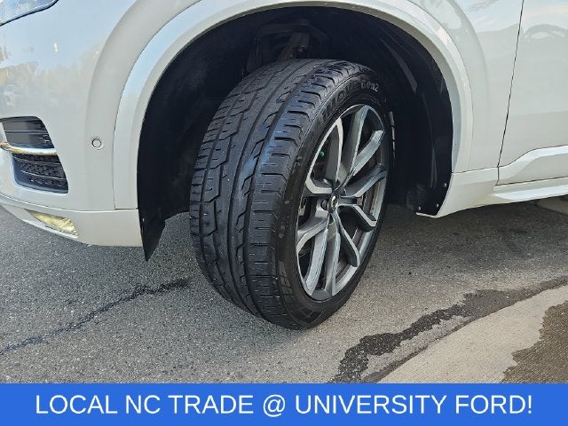 2017 Volvo XC90 T6 Momentum