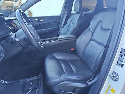 2019 Volvo XC60 T6 Momentum
