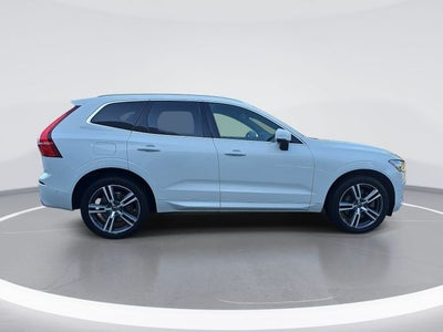 2019 Volvo XC60 T6 Momentum