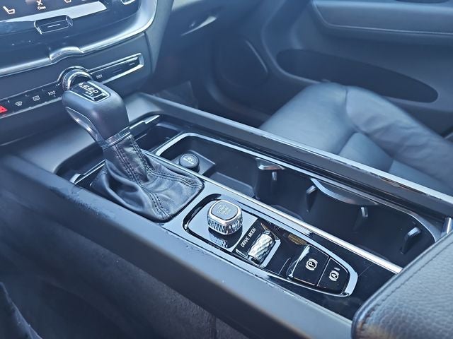 2019 Volvo XC60 T6 Momentum