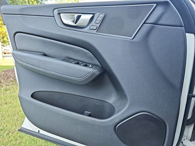 2019 Volvo XC60 T6 Momentum