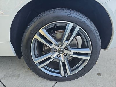 2019 Volvo XC60 T6 Momentum