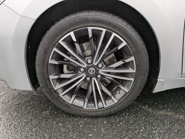 2017 Nissan Maxima Platinum